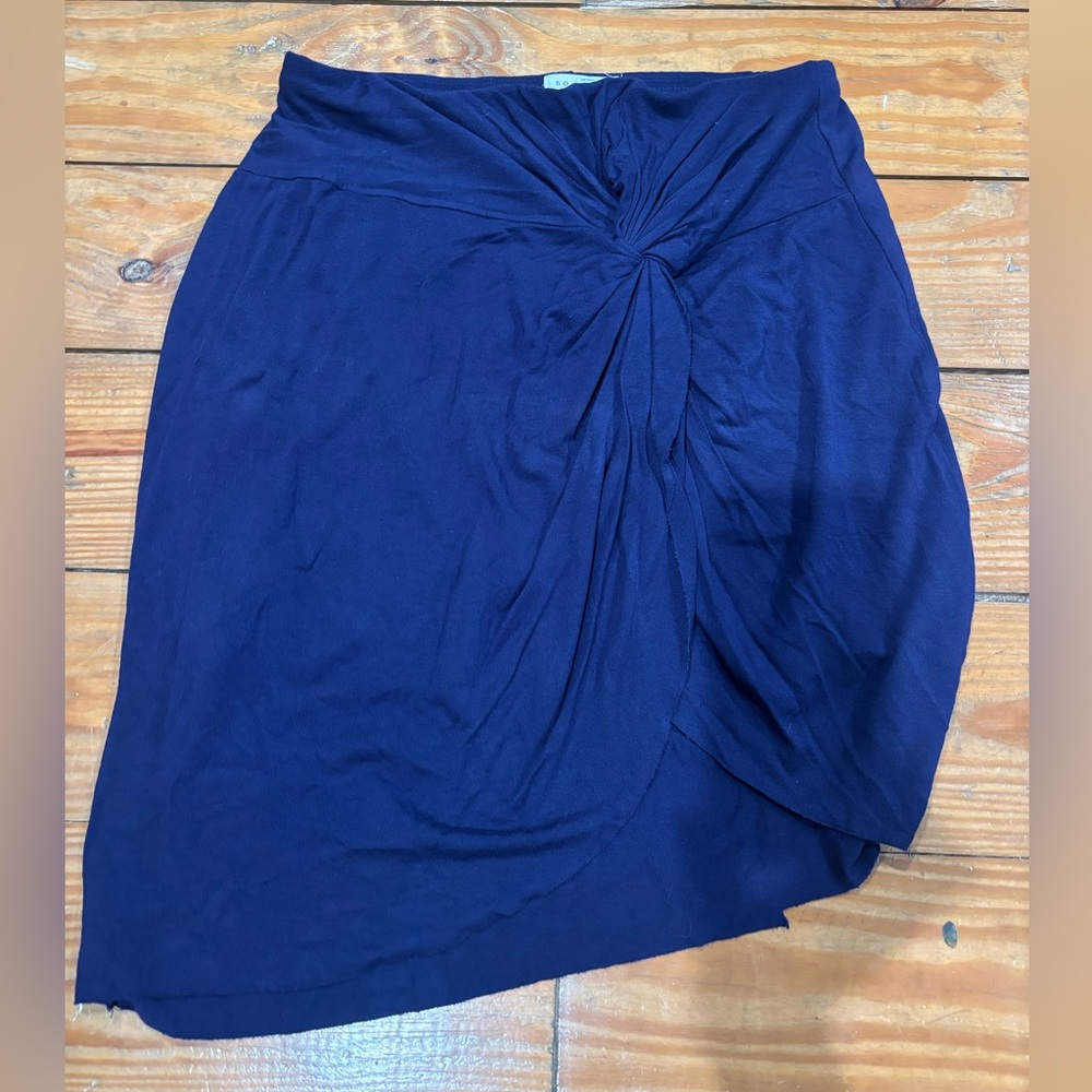 (522)+BLUE TOGA SKIRT+